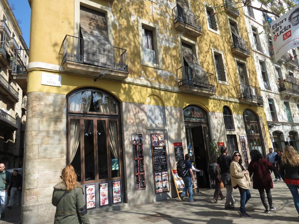 Hostal Nou Raval Barcelona Zewnętrze zdjęcie